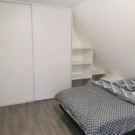 Viry Chatillon : Superbe F2 En Residence. L6 *