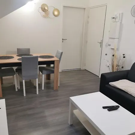 アパート Viry Chatillon : Superbe F2 En Residence. L6 *