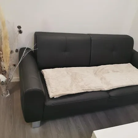 Viry Chatillon : Superbe F2 En Residence. L6 アパート